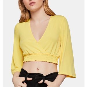 SOLD 🎉 BCBG - 3/4 Sleeve Crop top